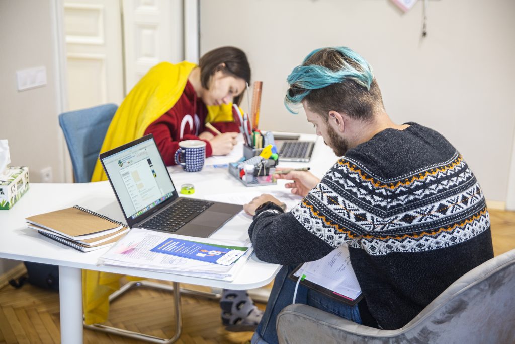 ДІЯЛЬНІСТЬ МОЛОДІЖНОГО РЕСУРСНОГО ЦЕНТРУ В ІВАНО-ФРАНКІВСЬКУ в жовтні-грудні 2021