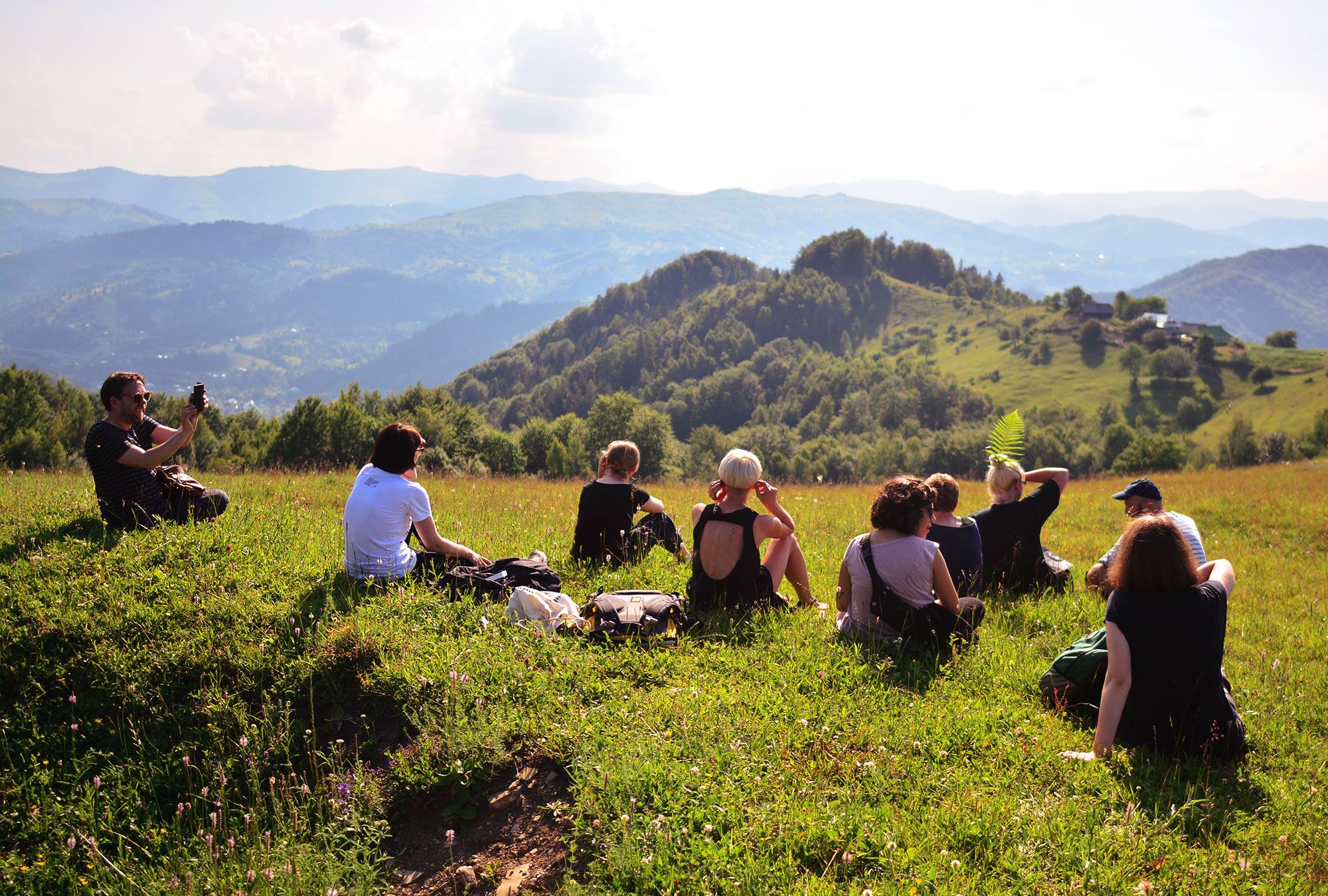 СТАН запрошує “захисників демократії” на кемп-ретріт у Карпатах