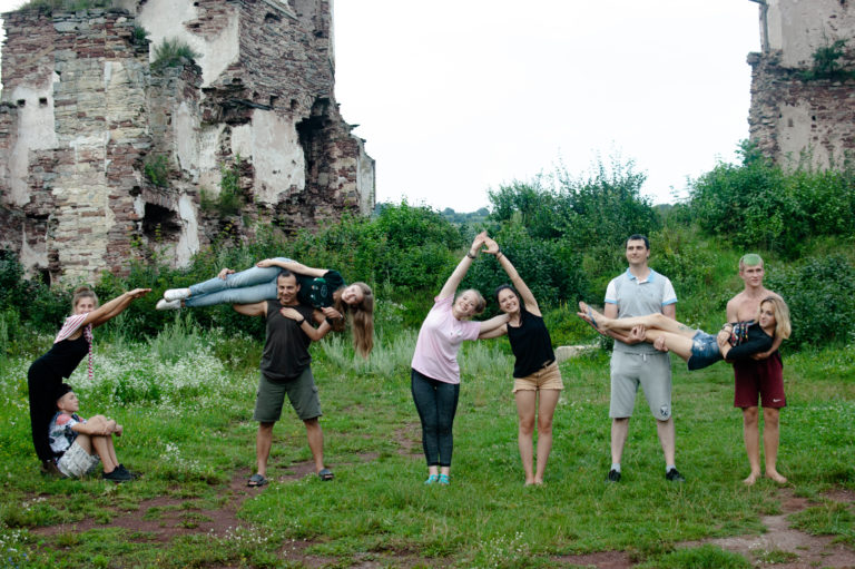 Як захищати демократію вчили під час табору-ретріту