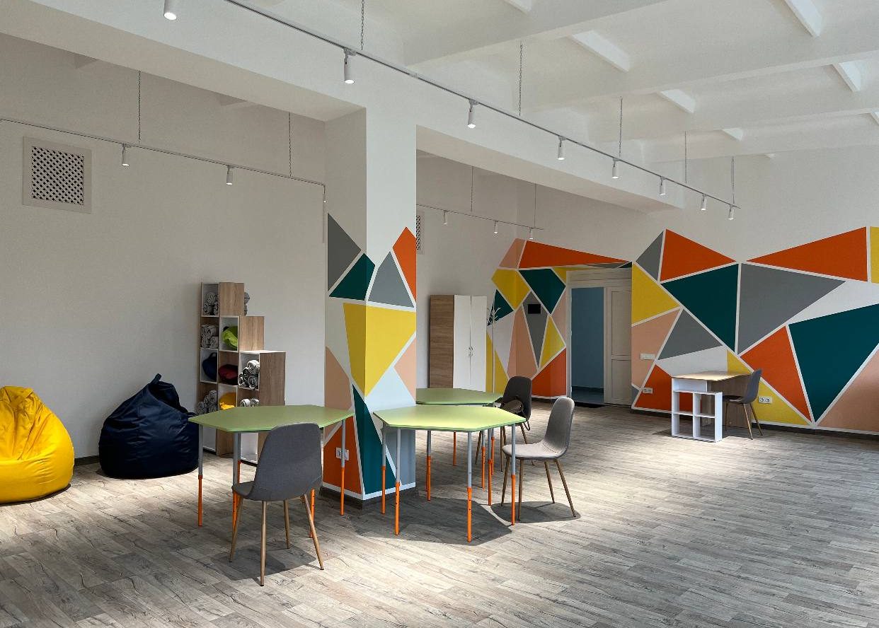 Від найменших і до найбільших. Підсумки пів року роботи просторів дружніх до дитини